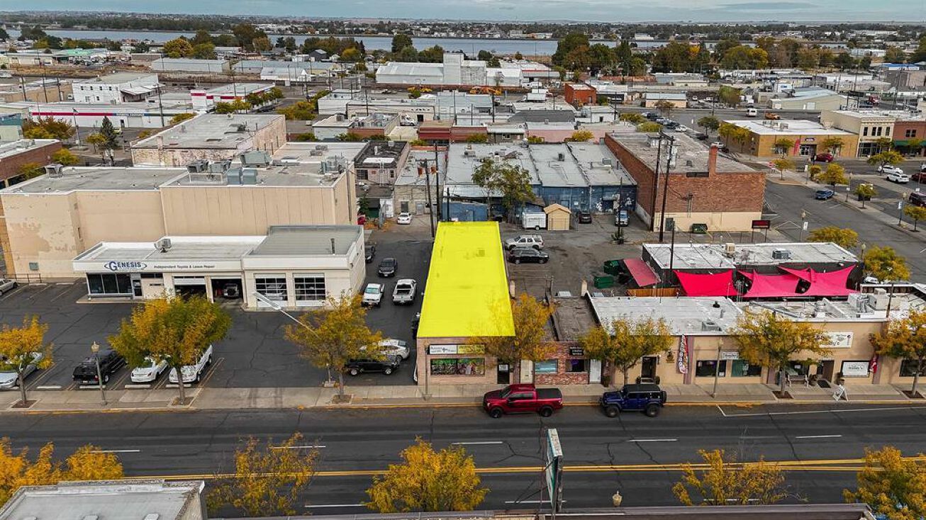 Pictures of Retail property located at 120 W 1st Ave, Kennewick, WA 99336 for sales - image #1