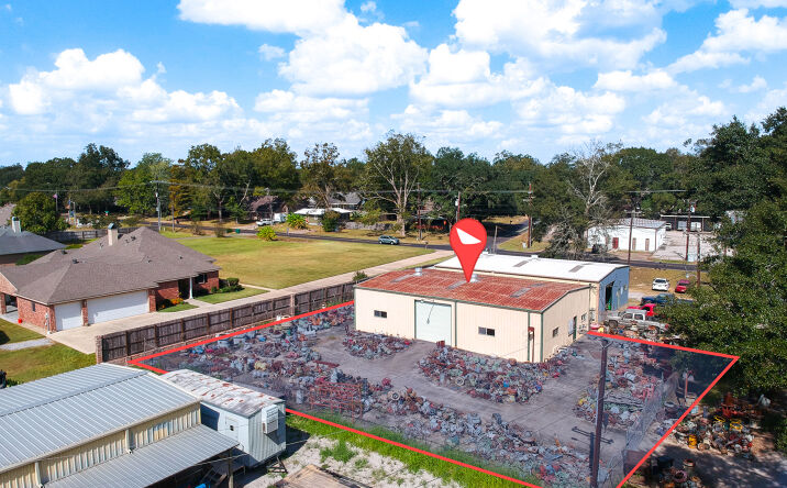 Pictures of Industrial property located at 404 E Butcher Switch Rd, Lafayette, LA 70507 for sales - image #1