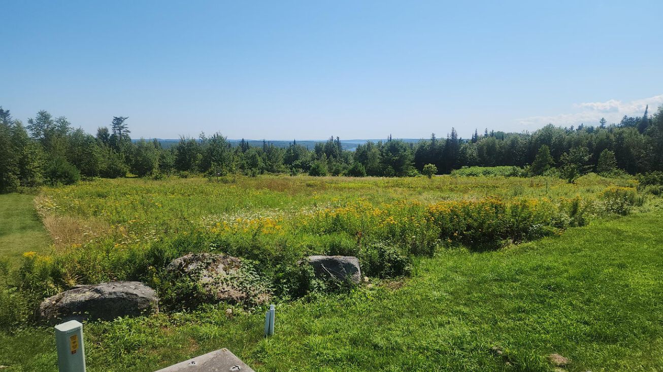 7 Overlook Dr, Stockton Springs, ME 04981