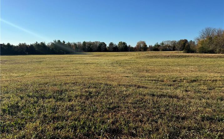 Pictures of Land property located at 135th St Street, Leawood, KS 66224 for sales - image #1