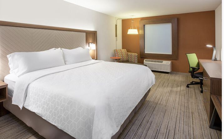 Pictures of Hospitality property located at Lakewood Ave, Queens, NY 11435 for sales - image #1