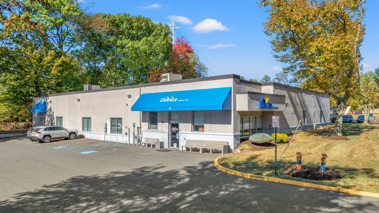 29 Meridian Rd, Edison, NJ 08820