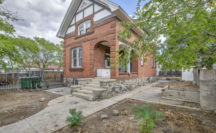 Pictures of Multifamily property located at 612 Quincy St, Reno, NV 89512 for sales - image #1