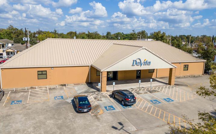 Pictures of Office property located at 7065 East Fwy, Houston, TX 77020 for sales - image #1