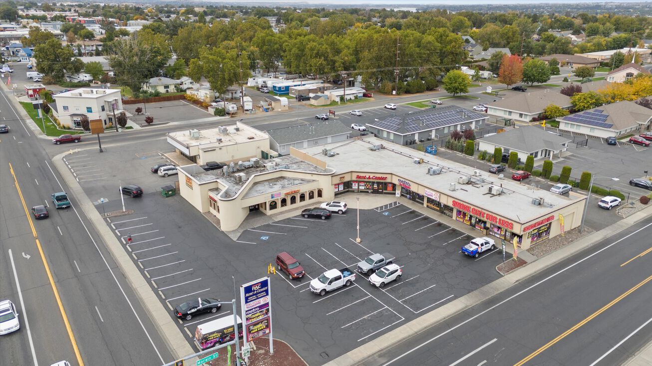 3600 W Clearwater Ave, Kennewick, WA 99336