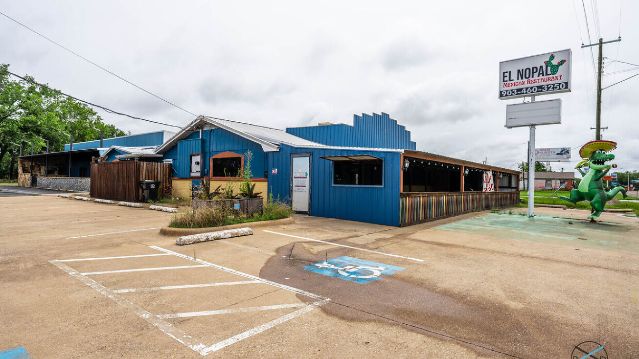 1203 Goodnight Blvd, Wills Point, TX 75169