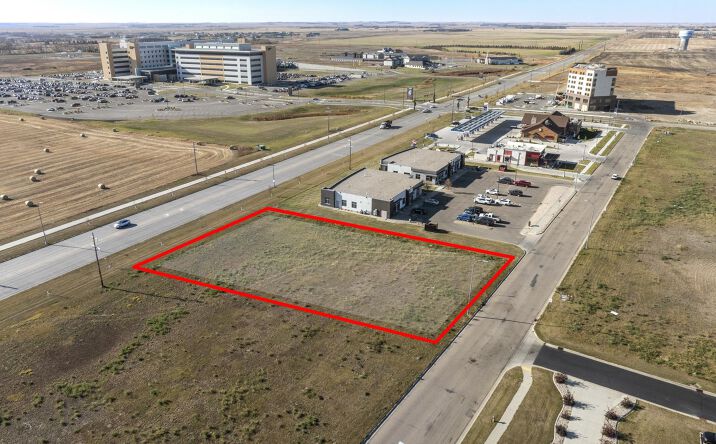 Pictures of Land property located at 2101 36th Ave, Minot, ND 58701 for sales - image #1