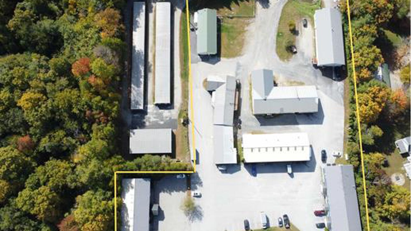 Pictures of Industrial, Mixed Use, Multifamily, Office property located at 14 Terrys Loop, Manchester, VT 05255 for sales - image #1