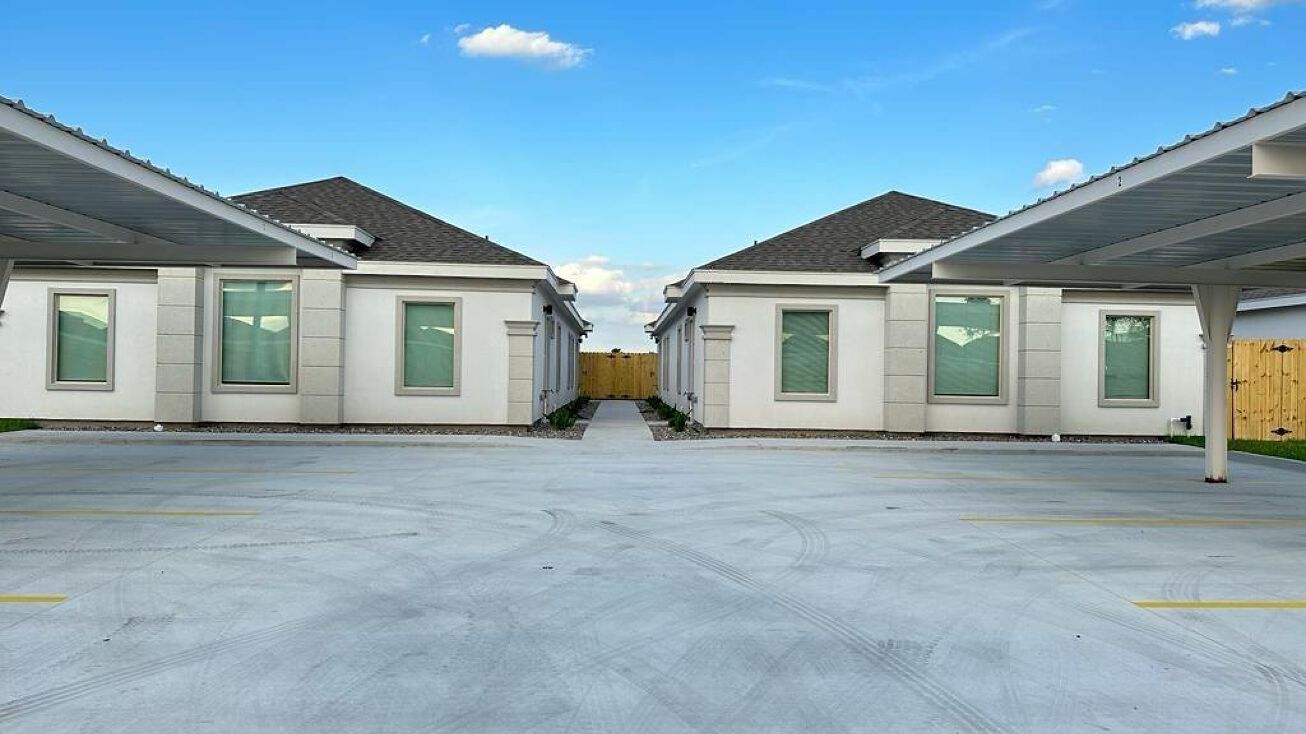 1412 S Yankton Street, Alton, TX 78573