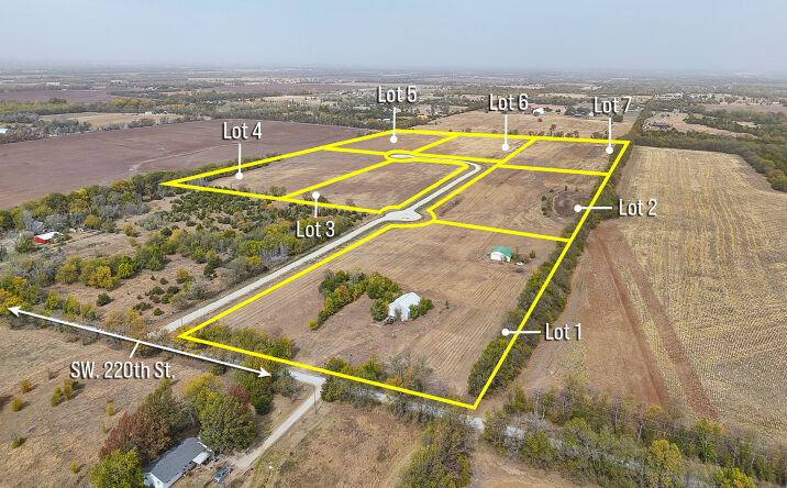 Pictures of Land property located at 13510 SW 220th St, Douglass, KS 67039 for sales - image #1