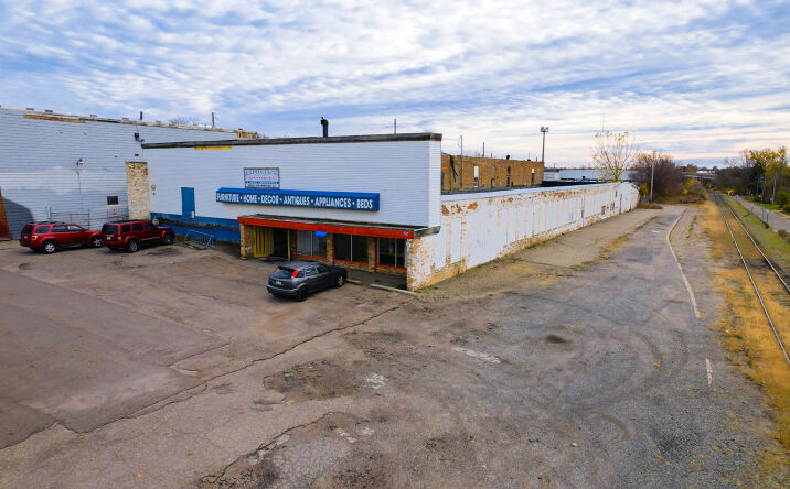 Pictures of Industrial, Retail property located at 700 E Kalamazoo St, Lansing, MI 48912 for sales - image #1