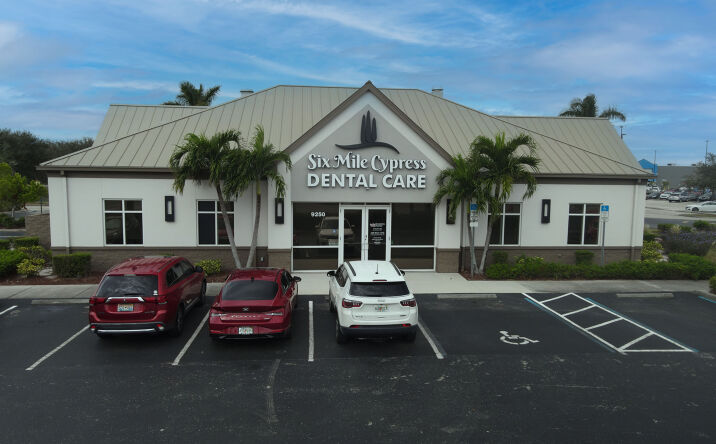 Pictures of Retail property located at 9250 6 Mile Cypress Pkwy, Fort Myers, FL 33966 for comps - image #1