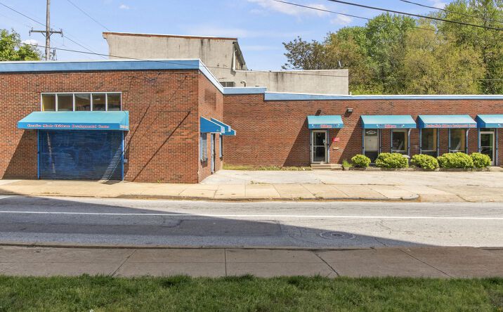 Pictures of Multifamily property located at 4068 Ridge Ave, Philadelphia, PA 19129 for sales - image #1