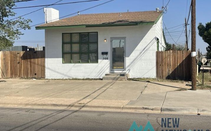 Pictures of Mixed Use, Office, Retail property located at 508 N Dalmont Street, Hobbs, NM 88240 for sales - image #1