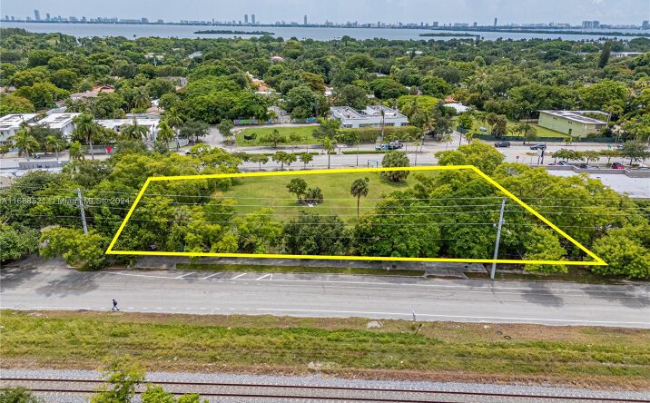 Pictures of Land property located at 5220 Biscayne, Miami, FL 33137 for sales - image #1