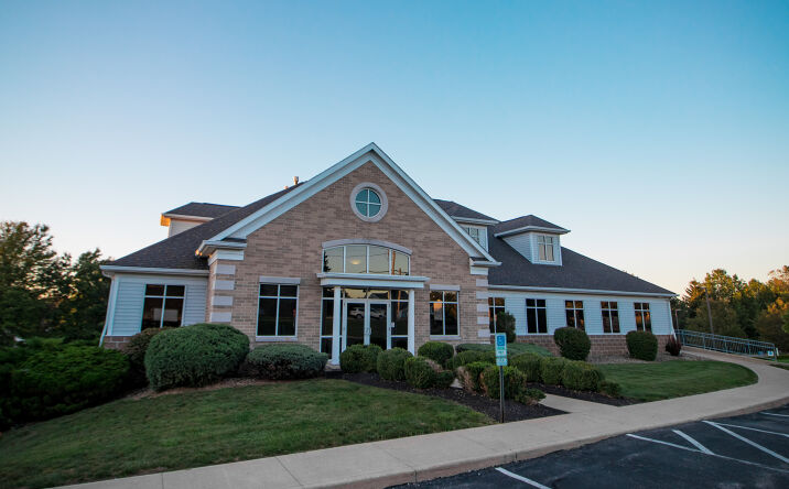 Pictures of Office property located at 5445 Detroit Rd, Sheffield Lake, OH 44054 for sales - image #1