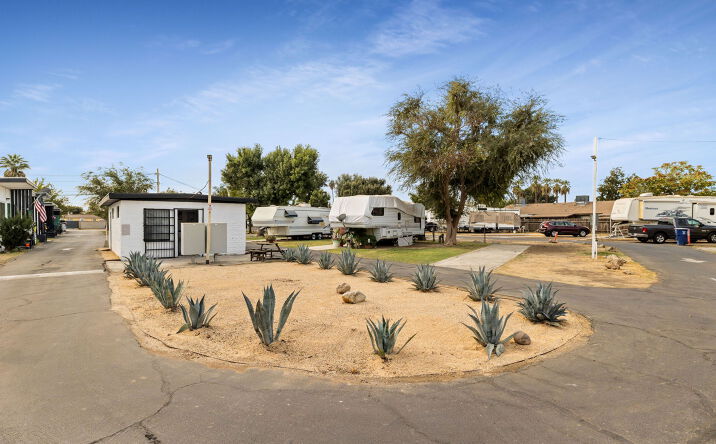 Pictures of Mobile Home Park, Multifamily property located at 112 - 124 McCord Ave, Bakersfield, CA 93308 for sales - image #1
