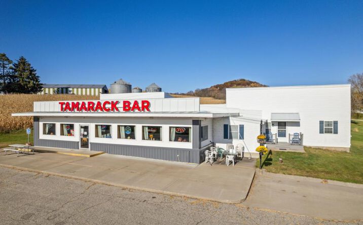 Pictures of Mixed Use, Retail property located at W24592 Holcomb Coulee Rd, Galesville, WI 54630 for sales - image #1