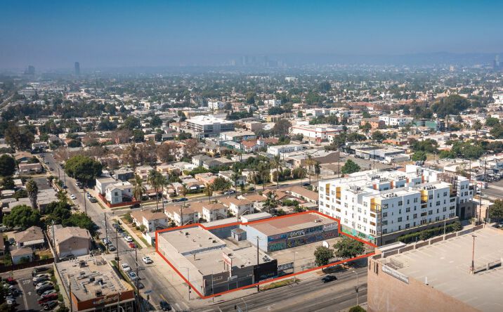 Pictures of Land property located at 3501 Crenshaw Blvd, Los Angeles, CA 90016 for sales - image #1
