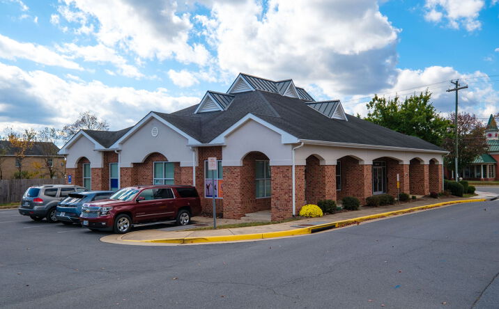 Pictures of Office, Retail property located at 3046 Valley Ave, Winchester, VA 22601 for sales - image #1