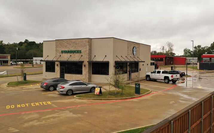 Pictures of Retail property located at 605 TX-31, Chandler, TX 75758 for comps - image #1