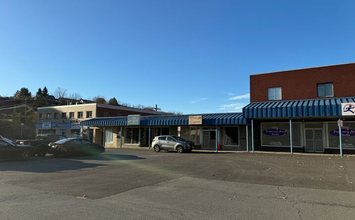 Pictures of Mixed Use, Multifamily, Retail property located at 2006 W Genesee St, Syracuse, NY 13219 for sales - image #1