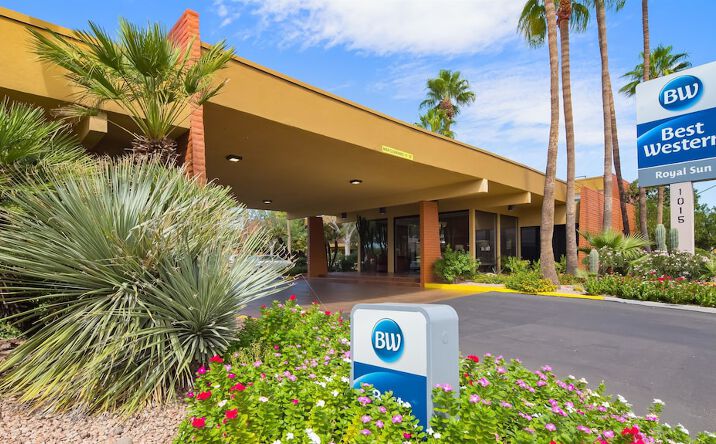 Pictures of Hospitality property located at 1015 N Stone Ave, Tucson, AZ 85705 for sales - image #1