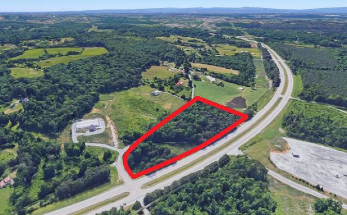 Pictures of Land property located at 0 US 321, Lenoir City, TN 37771 for sales - image #1