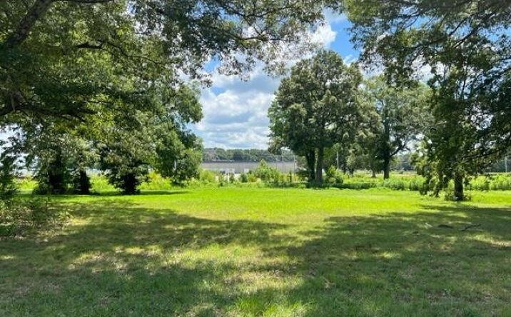 Pictures of Land, Industrial property located at 00000 Lot 7 Mullins Avenue, Humboldt, TN 38343 for sales - image #1