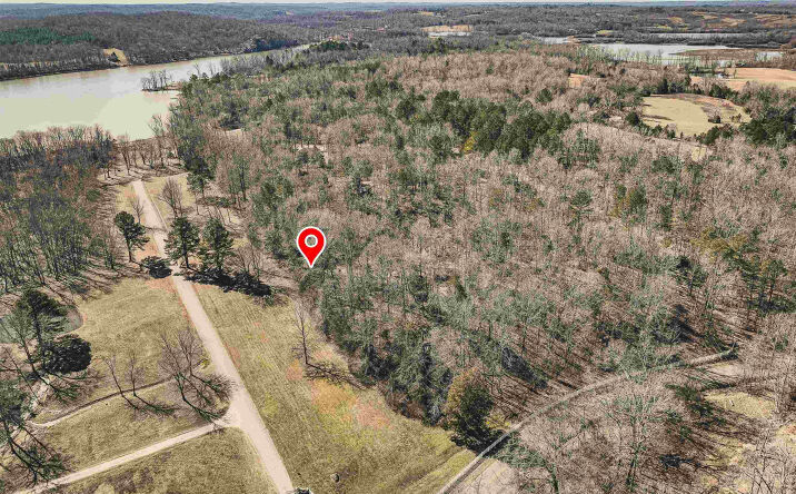 Pictures of Land property located at Lot 141 Creek Ridge Cove, Parsons, TN 38363 for sales - image #1