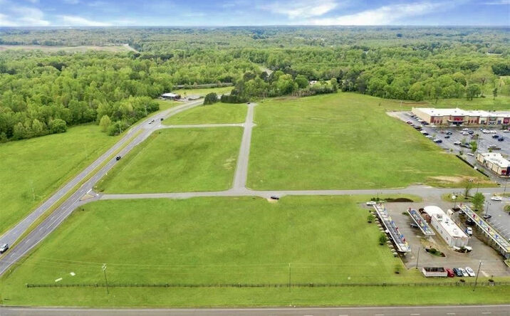 Pictures of Land property located at 00 Chloe Pl Road, Jackson, TN 38305 for sales - image #1