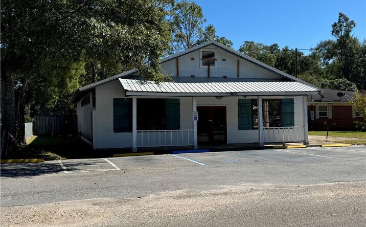 Pictures of Mixed Use, Retail property located at 5566 4th St, Satsuma, AL 36572 for sales - image #1