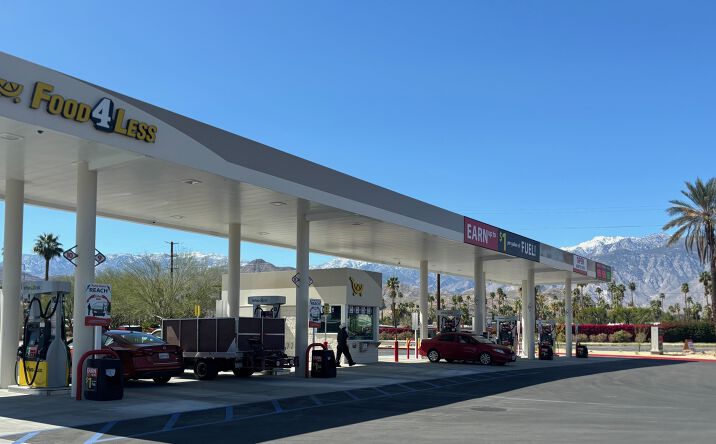 Pictures of Retail property located at 34500 Date Palm Dr, Cathedral City, CA 92234 for sales - image #1