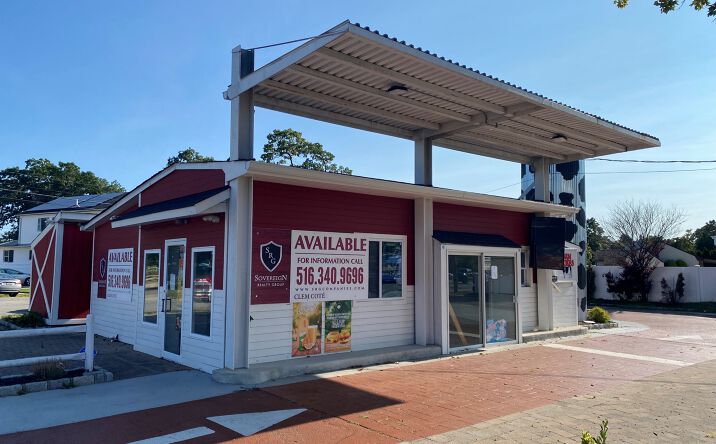 Pictures of Retail property located at 2350 Jerusalem Ave, North Bellmore, NY 11710 for sales - image #1