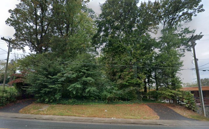 Pictures of Land property located at 4103 Glenwood Dr, Charlotte, NC 28208 for sales - image #1