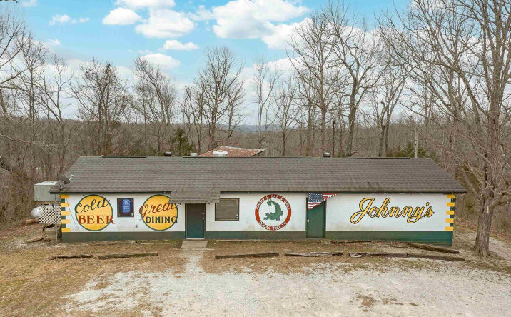 image of property at 424 CHEROKEE HEIGHTS RD Sugar Tree TN 38380-5417