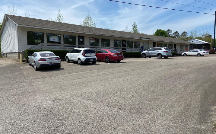 Pictures of Office property located at 865 US Highway 45 North, Henderson, TN 38340 for sales - image #1