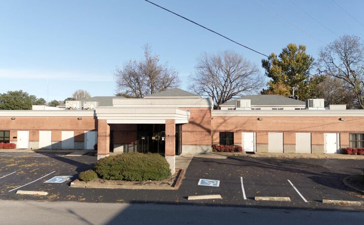 Pictures of Office property located at 250 Boswell St, Lexington, TN 38351 for sales - image #1