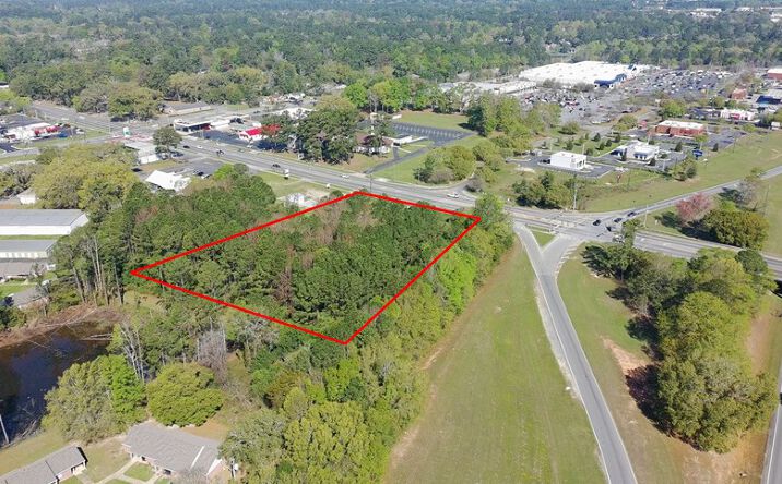 Pictures of Land property located at 2136 Smith Ave, Thomasville, GA 31792 for sales - image #1