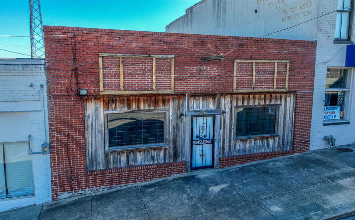 Pictures of Special Purpose property located at 18 Jefferson Street, Brownsville, TN 38012 for sales - image #1