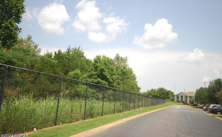 Pictures of Land, Multifamily property located at 1600 Park Ridge Drive, Jackson, TN 38301 for sales - image #1