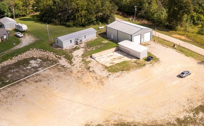 Pictures of Retail, Office, Land property located at 966 Nettleton Ave, Thayer, MO 65791 for sales - image #1