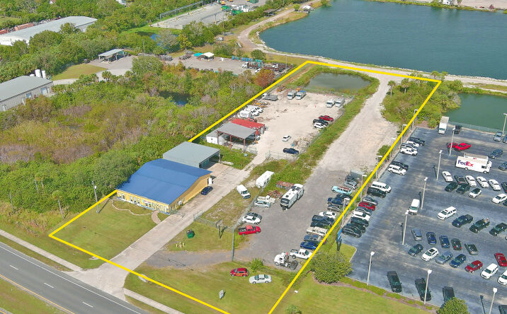 Pictures of Industrial, Land, Self Storage property located at 2850 W King St, Cocoa, FL 32926 for sales - image #1
