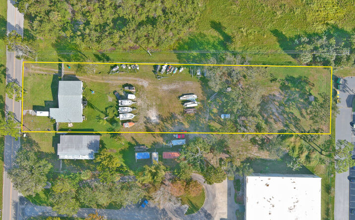 Pictures of Mixed Use property located at 420 S Plumosa St, Merritt Island, FL 32952 for sales - image #1
