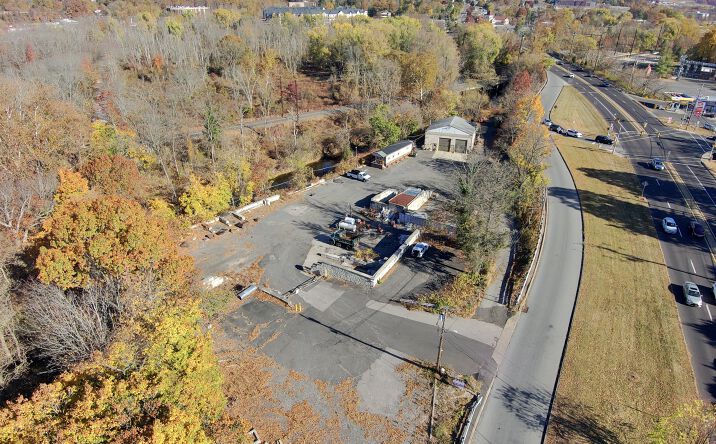 Pictures of Industrial property located at 2028 Huntingdon Pike, Huntingdon Valley, PA 19006 for sales - image #1