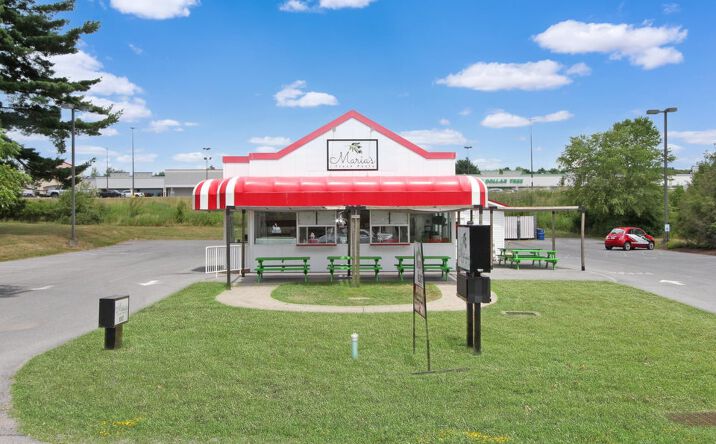 Pictures of Retail property located at 241 Midway Dr, DuBois, PA 15801 for sales - image #1