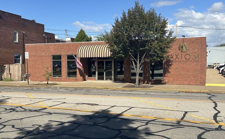 Pictures of Office property located at 215 NW Martin Luther King Jr Blvd, Evansville, IN 47708 for sales - image #1