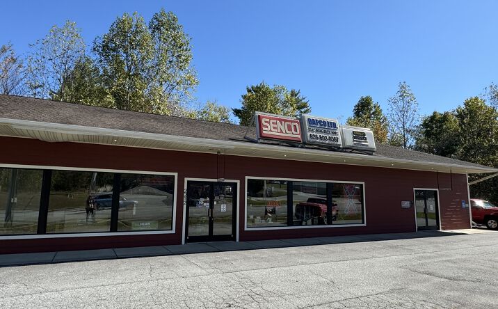 Pictures of Business for Sale property located at 2212 Asheville Hwy, Hendersonville, NC 28791 for sales - image #1