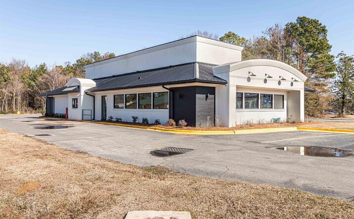 Pictures of Business for Sale, Mixed Use, Retail property located at 2057 E Madison Ave, Bastrop, LA 71220 for sales - image #1