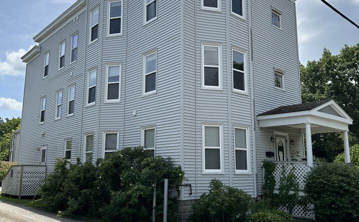 Pictures of Multifamily property located at 14 Randall St, Portland, ME 04103 for comps - image #1